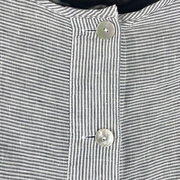 Tahari Linen Button Back Cropped Sleeve Striped Top XS - Picture 8 of 9
